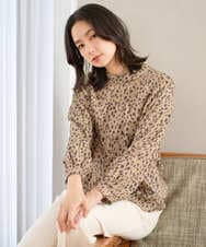 PZBCD49290 GEORGES RECH(ジョルジュ・レッシュ)  [日本製/セットアップ対応]レオパードロールネックブラウス ライトグレー