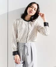 PZBEF30290 GEORGES RECH(ジョルジュ・レッシュ)  [セットアップ対応]ランダムドットバンドカラーブラウス ネイビー