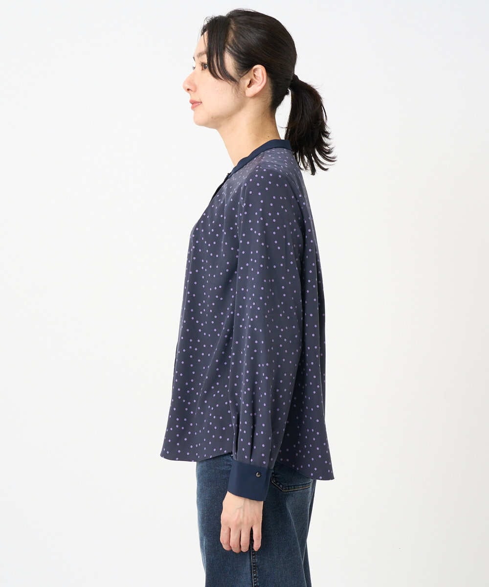 PZBEF30290 GEORGES RECH(ジョルジュ・レッシュ)  [セットアップ対応]ランダムドットバンドカラーブラウス ネイビー