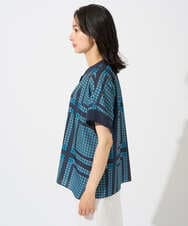 PZBGD14290 GEORGES RECH(ジョルジュ・レッシュ)  [日本製/セットアップ対応]ジオメトリックスカーフ柄ブラウス ベージュ系