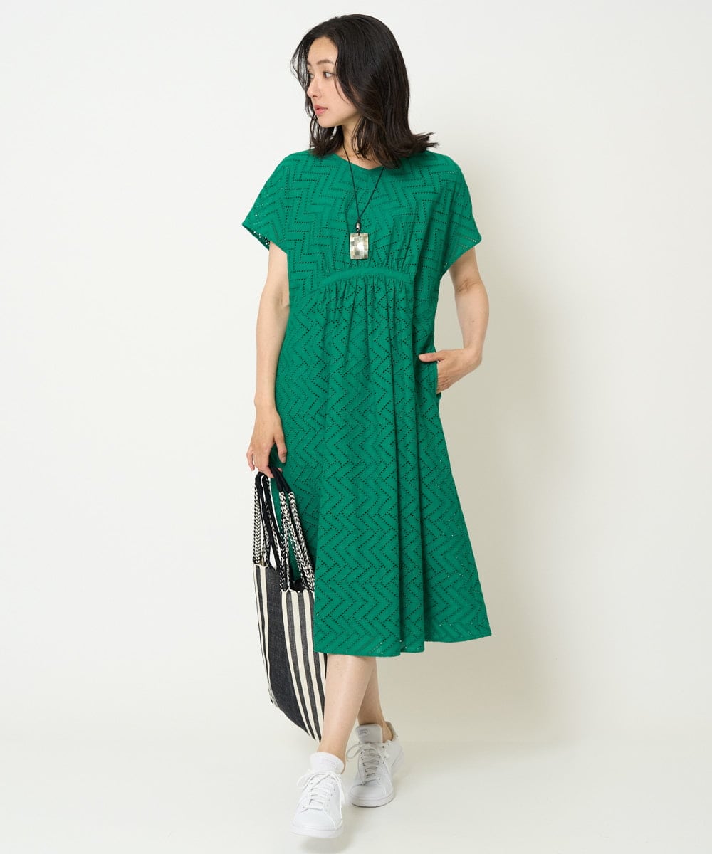 PZEHA56390 GEORGES RECH(ジョルジュ・レッシュ) コットンエンブロイダリーワンピース ネイビー