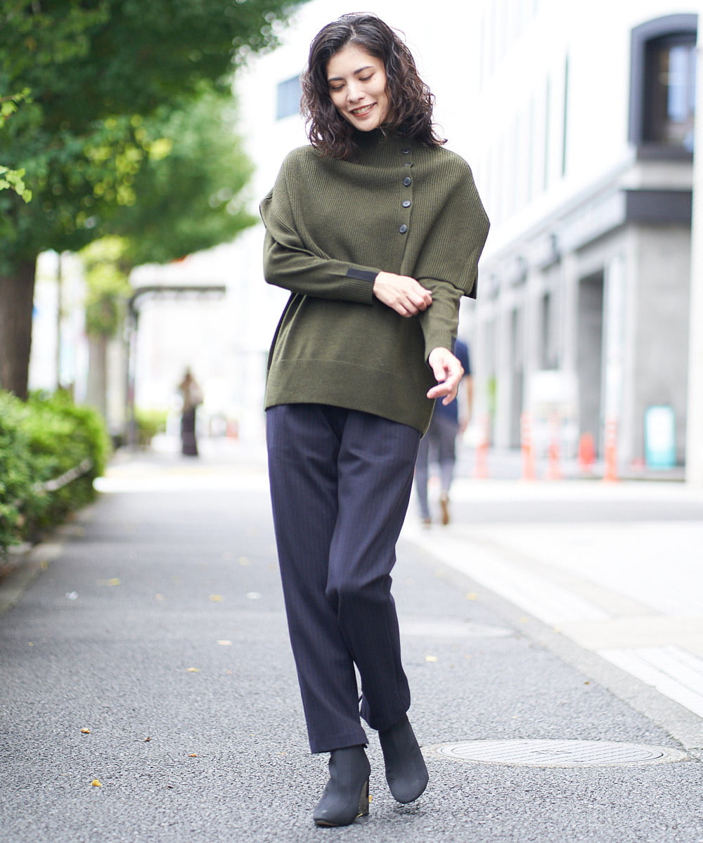 PZFAS66390 GEORGES RECH(ジョルジュ・レッシュ) 【2点セット】ケープ付きクルーネックニット カーキ