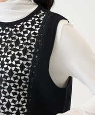 PZFEE23230 GEORGES RECH(ジョルジュ・レッシュ) 幾何レースショートニットベスト ブラック