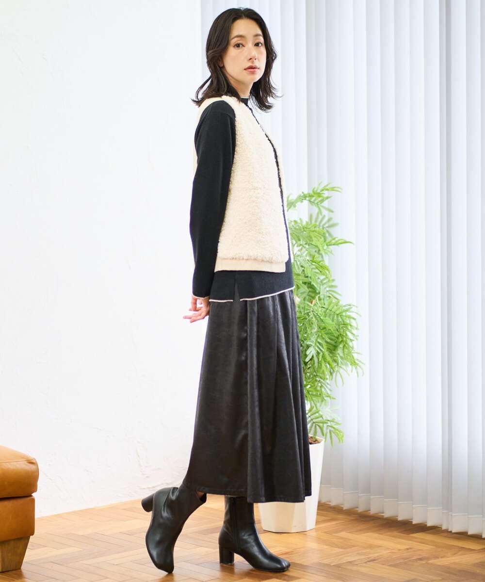 PZHAD40330 GEORGES RECH(ジョルジュ・レッシュ) フェイクレザーランダムタックスカート ブラック