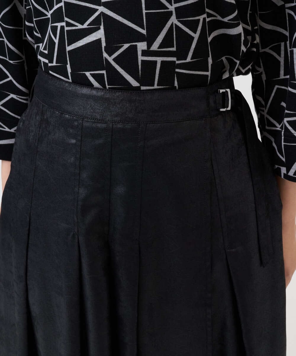 PZHAD40330 GEORGES RECH(ジョルジュ・レッシュ) フェイクレザーランダムタックスカート ブラック