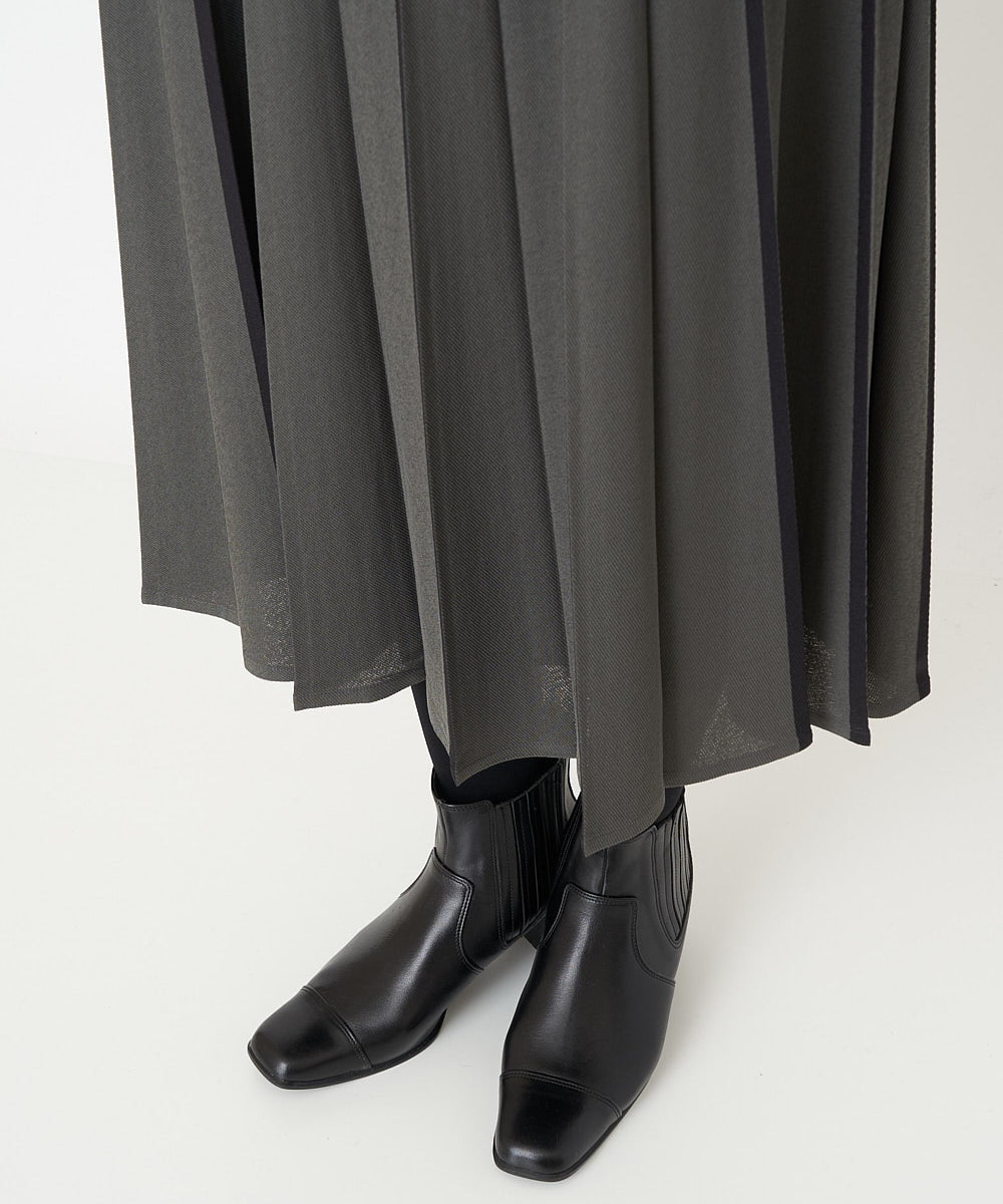 PZHAW27330 GEORGES RECH(ジョルジュ・レッシュ) アコーディオンプリーツスカート カーキ