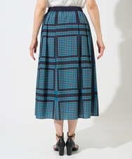 PZHGD14360 GEORGES RECH(ジョルジュ・レッシュ)  [日本製/セットアップ対応]ジオメトリックスカーフ柄スカート ネイビー系