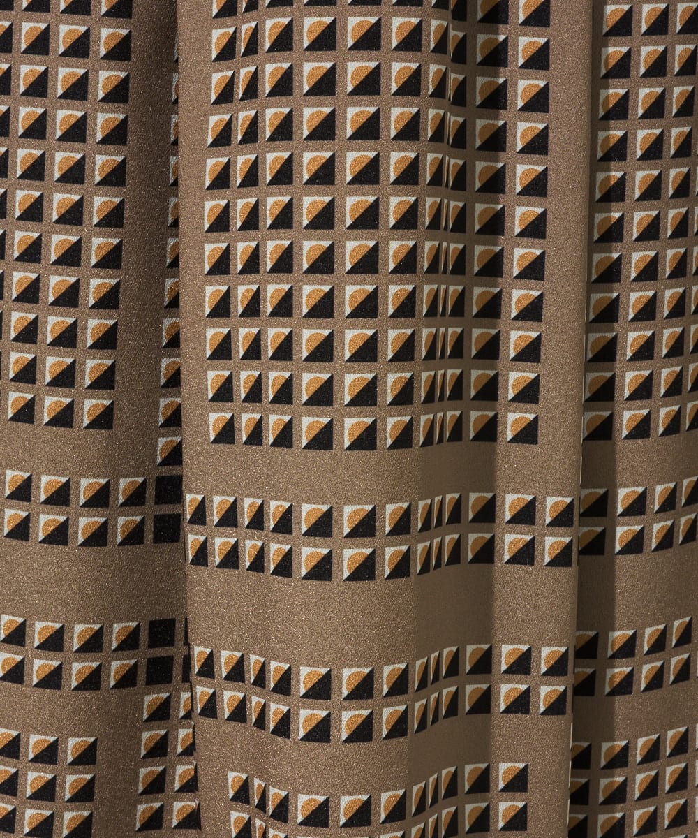 PZHGD14360 GEORGES RECH(ジョルジュ・レッシュ)  [日本製/セットアップ対応]ジオメトリックスカーフ柄スカート ネイビー系