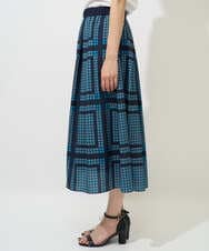 PZHGD14360 GEORGES RECH(ジョルジュ・レッシュ)  [日本製/セットアップ対応]ジオメトリックスカーフ柄スカート ネイビー系