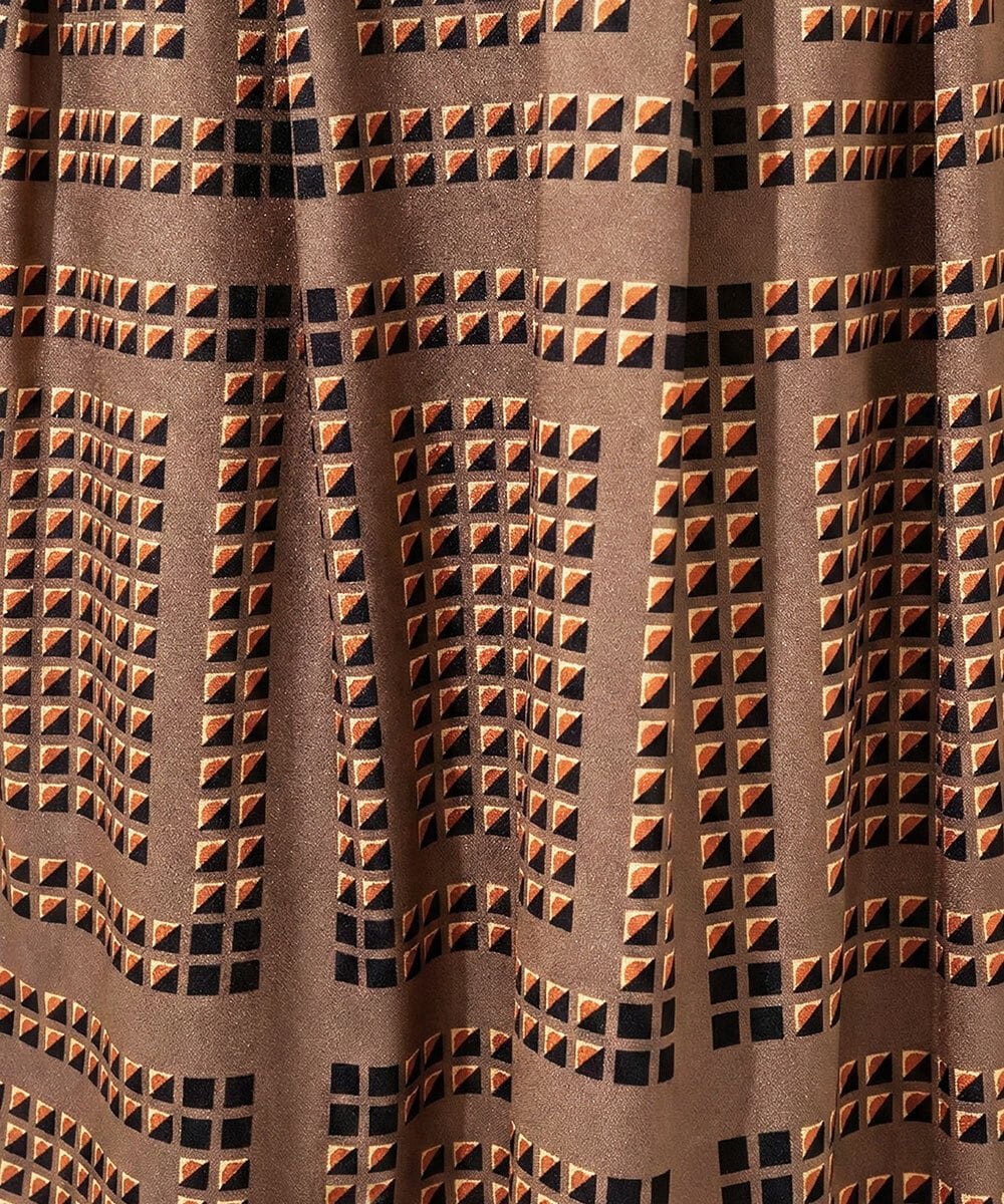 PZHGD14360 GEORGES RECH(ジョルジュ・レッシュ)  [日本製/セットアップ対応]ジオメトリックスカーフ柄スカート ネイビー系