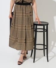 PZHGD14360 GEORGES RECH(ジョルジュ・レッシュ)  [日本製/セットアップ対応]ジオメトリックスカーフ柄スカート ベージュ系