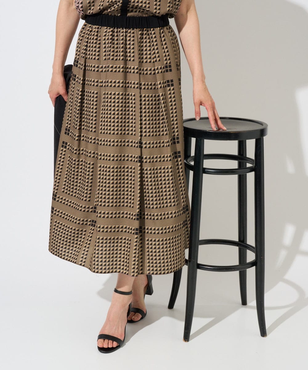 PZHGD14360 GEORGES RECH  [日本製/セットアップ対応]ジオメトリックスカーフ柄スカート