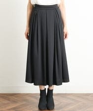 PZHJQ49270 GEORGES RECH(ジョルジュ・レッシュ) サテンフレアスカート ブラック