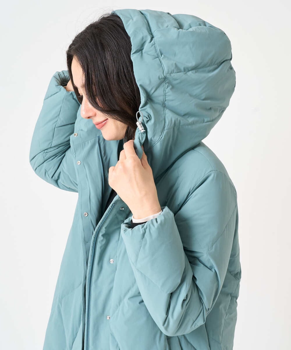 PZJAD48490 GEORGES RECH(ジョルジュ・レッシュ) マットストレッチタフタダウンジャケット グリーン