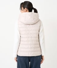 PZJEE08360 GEORGES RECH(ジョルジュ・レッシュ) タフタダウンベスト ベージュ