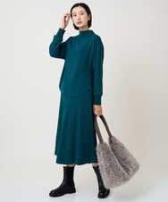 PZKAD30290 GEORGES RECH(ジョルジュ・レッシュ)  [セットアップ対応]ボトルネックドルマンスリーブジャージーカットソー グリーン