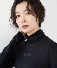 PZKCD63130 GEORGES RECH(ジョルジュ・レッシュ) ベアテンジャージーハイネックロゴカットソー ライトグレー