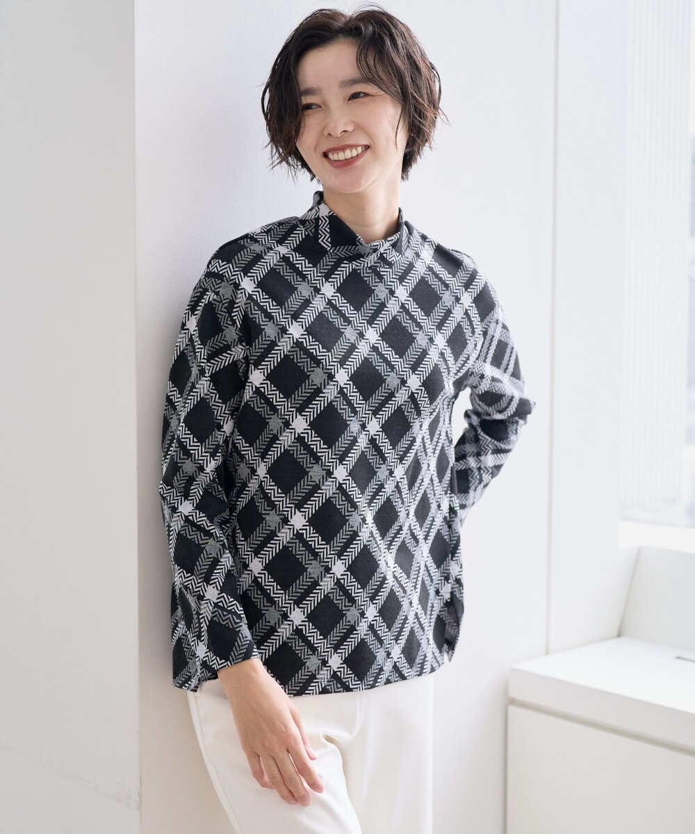 PZKCE72150 GEORGES RECH へリンボンラインジャガードハイネックカットソー