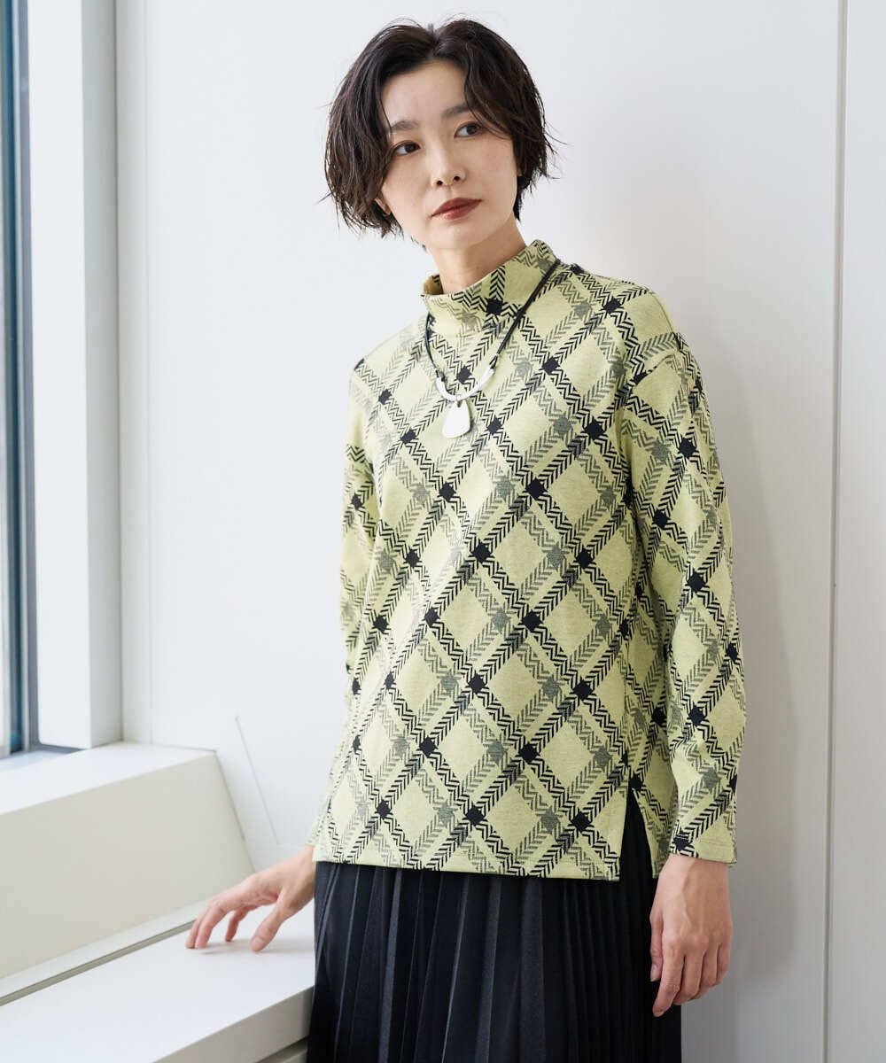 PZKCE72150 GEORGES RECH(ジョルジュ・レッシュ) へリンボンラインジャガードハイネックカットソー ブラック