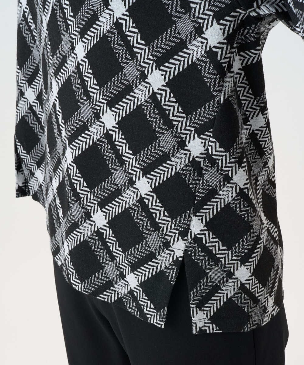 PZKCE72150 GEORGES RECH(ジョルジュ・レッシュ) へリンボンラインジャガードハイネックカットソー ブラック