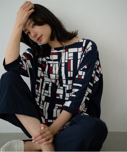 PZKGE42360 GEORGES RECH トリコロールドルマンスリーブカットソー