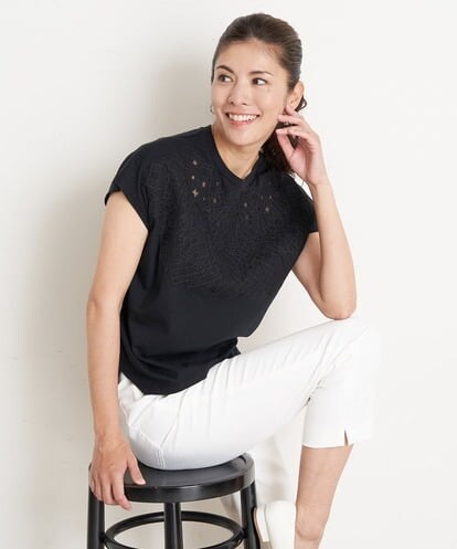 PZKGS31190 GEORGES RECH カットワーク刺繍ジャージーフレンチスリーブカットソー