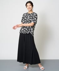PZKHW19190 GEORGES RECH(ジョルジュ・レッシュ)  [日本製]幾何ドット柄プリントカットソー ブラック