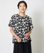 PZKHW19190 GEORGES RECH(ジョルジュ・レッシュ)  [日本製]幾何ドット柄プリントカットソー ブラック
