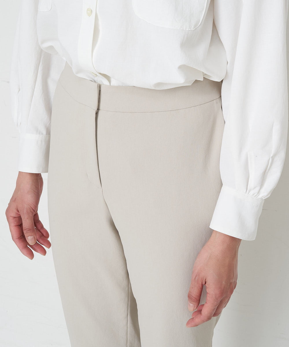 PZLET19210 GEORGES RECH(ジョルジュ・レッシュ) ストレッチテーパードパンツ アイボリー