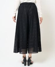 PZLGB34270 GEORGES RECH(ジョルジュ・レッシュ) 幾何ボーダーレースプリーツワイドパンツ ブラック
