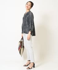 PZLGB50250 GEORGES RECH(ジョルジュ・レッシュ) ストレッチスリムホワイトデニムパンツ ライトグレー