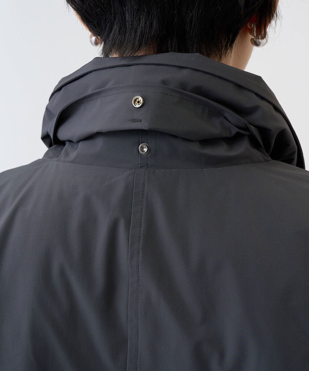 PZUAD46590 GEORGES RECH(ジョルジュ・レッシュ) ステッチレスステンカラーミドルダウンコート ダークグレー