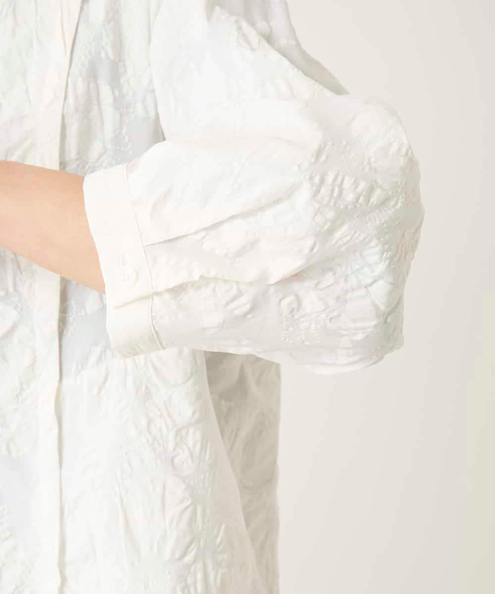 R6BFD25270 HIROKO BIS(小さいサイズ)(メゾン ドゥ サンク) 【小さいサイズ】ボタニカルモチーフショートブラウス ホワイト