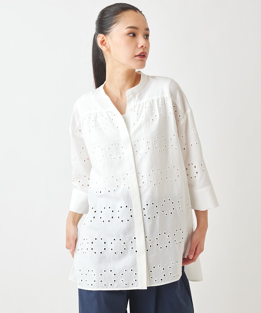 R6BGW05270 HIROKO BIS(小さいサイズ)(メゾン ドゥ サンク) 【小さいサイズ】アイレット刺繍デザインチュニックシャツ ホワイト