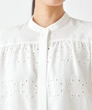 R6BGW05270 HIROKO BIS(小さいサイズ)(メゾン ドゥ サンク) 【小さいサイズ】アイレット刺繍デザインチュニックシャツ ホワイト