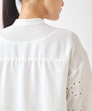 R6BGW05270 HIROKO BIS(小さいサイズ)(メゾン ドゥ サンク) 【小さいサイズ】アイレット刺繍デザインチュニックシャツ ホワイト