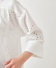 R6BGW05270 HIROKO BIS(小さいサイズ)(メゾン ドゥ サンク) 【小さいサイズ】アイレット刺繍デザインチュニックシャツ ホワイト