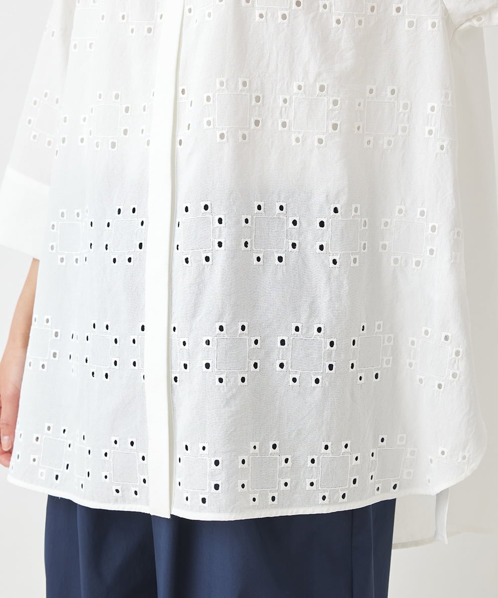 R6BGW05270 HIROKO BIS(小さいサイズ)(メゾン ドゥ サンク) 【小さいサイズ】アイレット刺繍デザインチュニックシャツ ホワイト