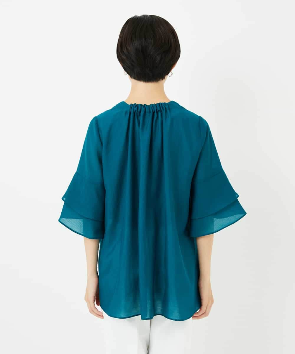 R6BIB30230 HIROKO BIS(小さいサイズ)(メゾン ドゥ サンク) 【小さいサイズ/洗濯機で洗える】タックフレアエアリーブラウス グリーン
