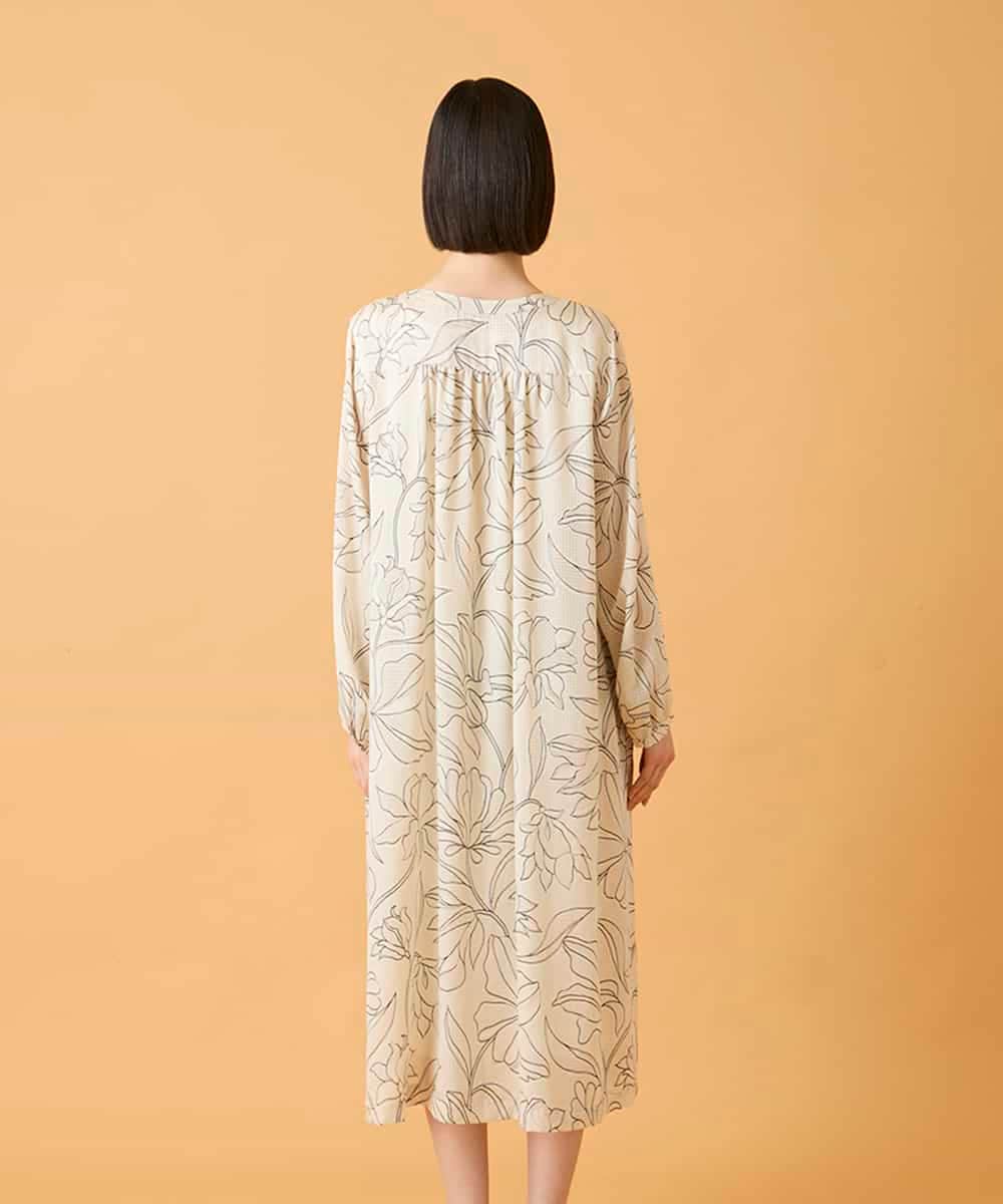 R6EED56490 HIROKO BIS(小さいサイズ)(メゾン ドゥ サンク) 【小さいサイズ】ボタニカルモチーフピンタックドレス アイボリー