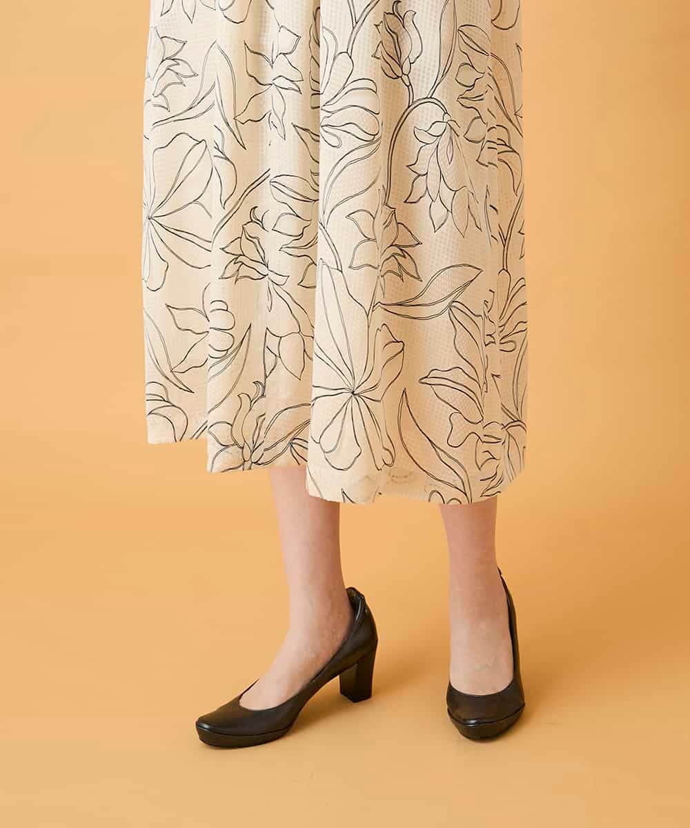 R6EED56490 HIROKO BIS(小さいサイズ)(メゾン ドゥ サンク) 【小さいサイズ】ボタニカルモチーフピンタックドレス アイボリー