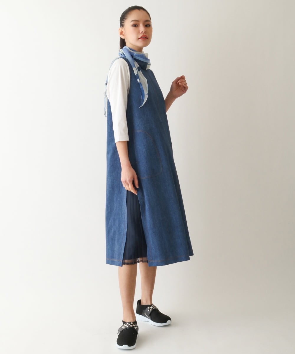 R6EFB30440 HIROKO BIS(小さいサイズ)(メゾン ドゥ サンク) 【小さいサイズ】サイドプリーツデニム風ジャンパースカート ブルー