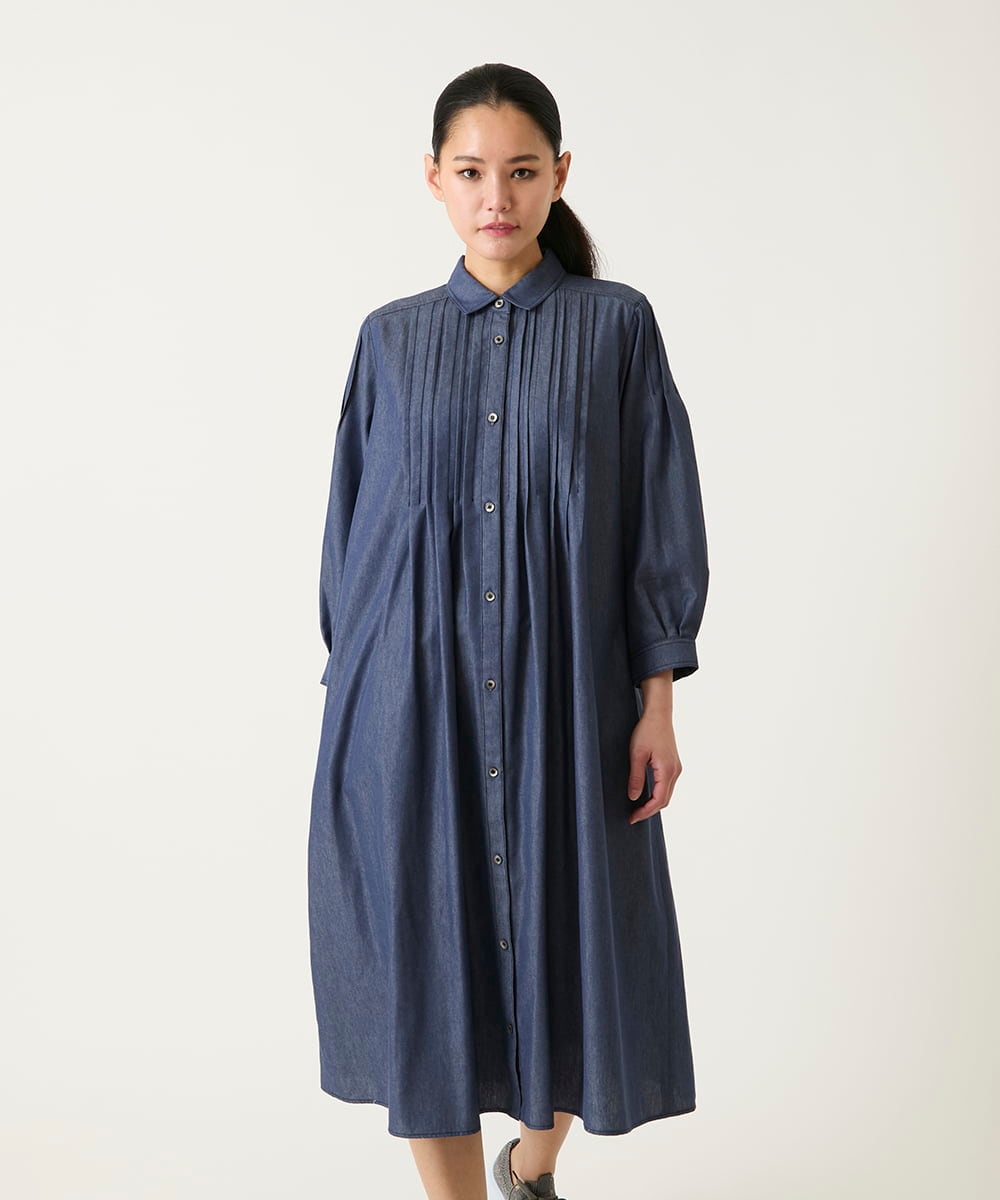 R6EFD41330 HIROKO BIS(小さいサイズ)(メゾン ドゥ サンク) 【小さいサイズ】ピンタックデザインダンガリーワンピース ネイビー