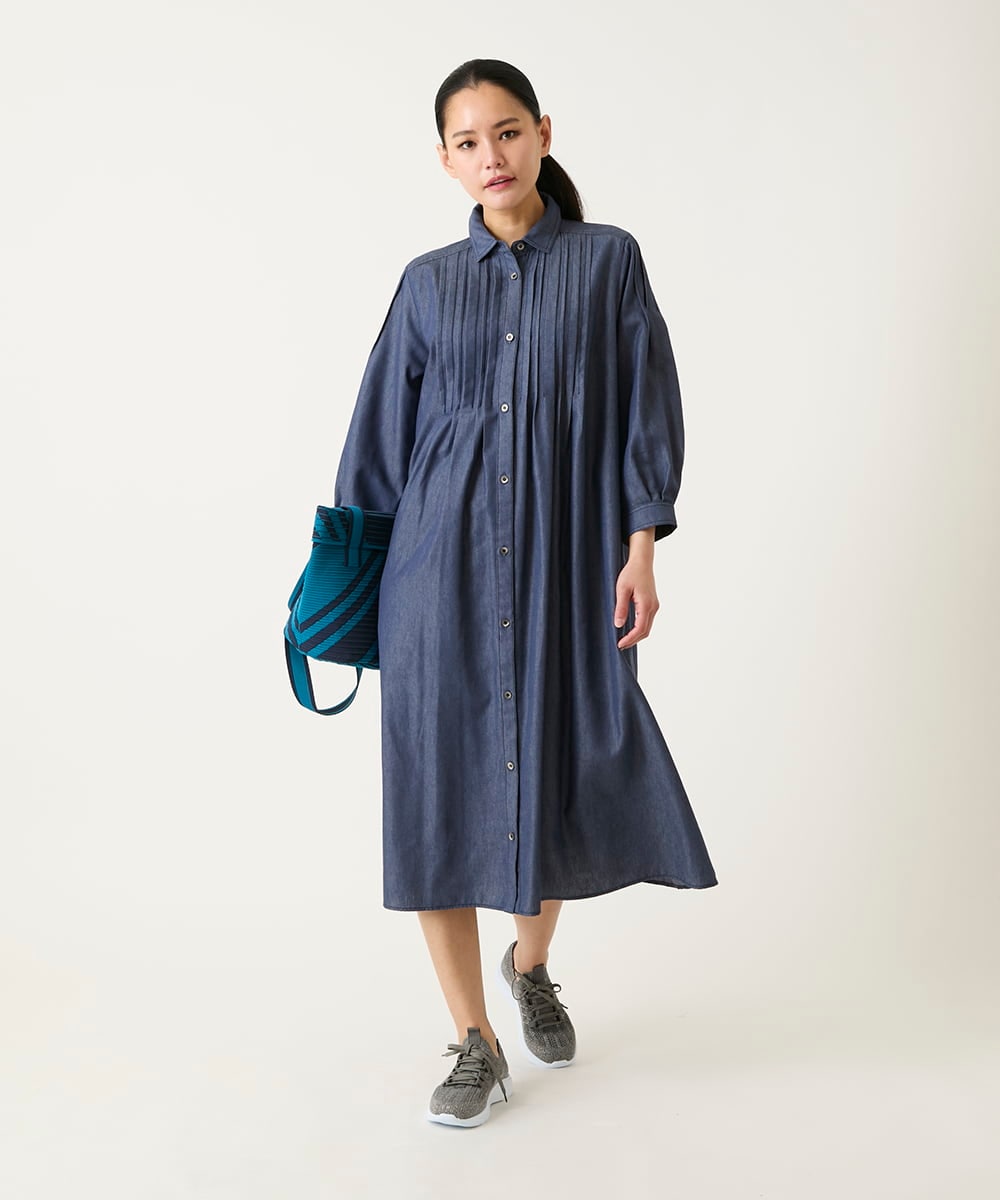 R6EFD41330 HIROKO BIS(小さいサイズ)(メゾン ドゥ サンク) 【小さいサイズ】ピンタックデザインダンガリーワンピース ネイビー