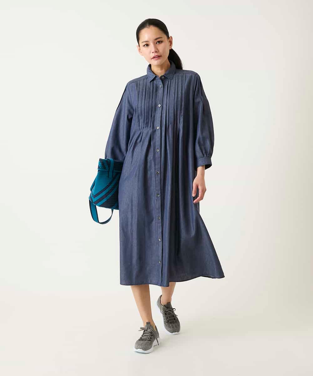 R6EFD41330 HIROKO BIS(小さいサイズ)(メゾン ドゥ サンク) 【小さいサイズ】ピンタックデザインダンガリーワンピース ネイビー