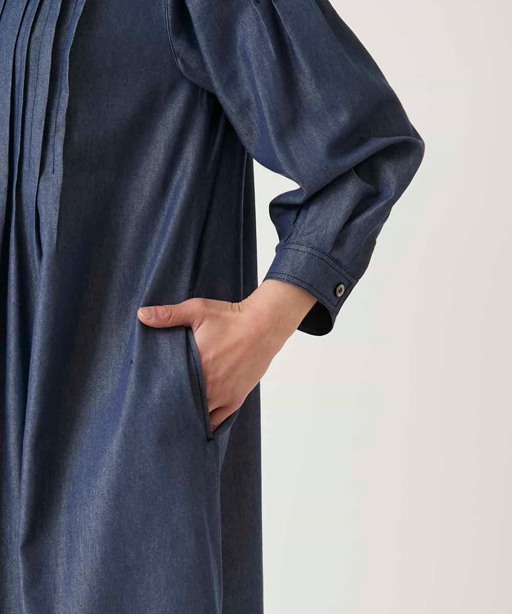 R6EFD41330 HIROKO BIS(小さいサイズ)(メゾン ドゥ サンク) 【小さいサイズ】ピンタックデザインダンガリーワンピース ネイビー