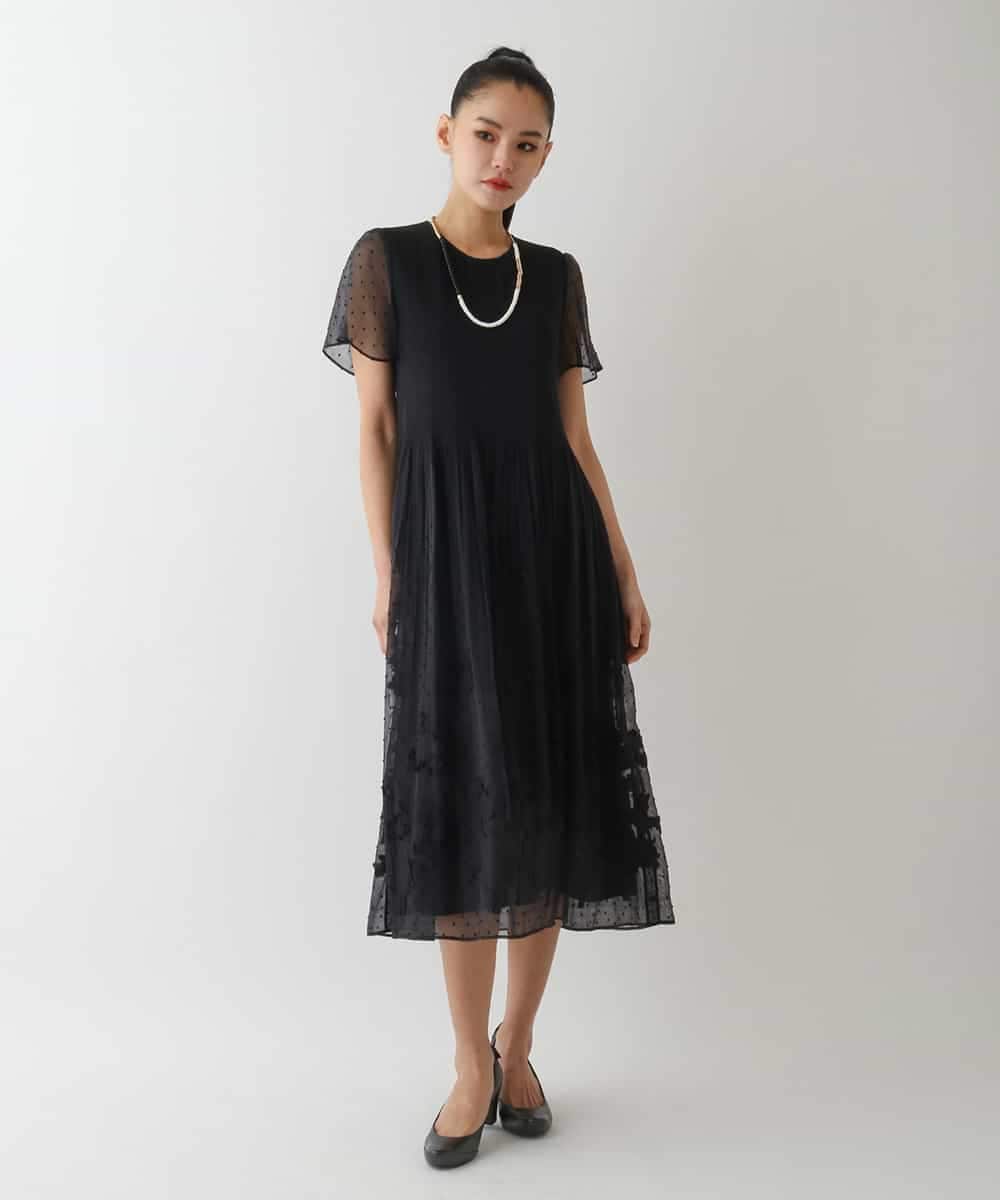 R6EGA32530 HIROKO BIS(小さいサイズ)(メゾン ドゥ サンク) 【小さいサイズ】ドットフラワーシャーリング切り替えワンピース ブラック