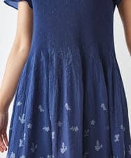 R6EGW21460 HIROKO BIS(小さいサイズ)(メゾン ドゥ サンク) 【小さいサイズ/セットアップ対応】ペーズリージャカードワンピース ブルー