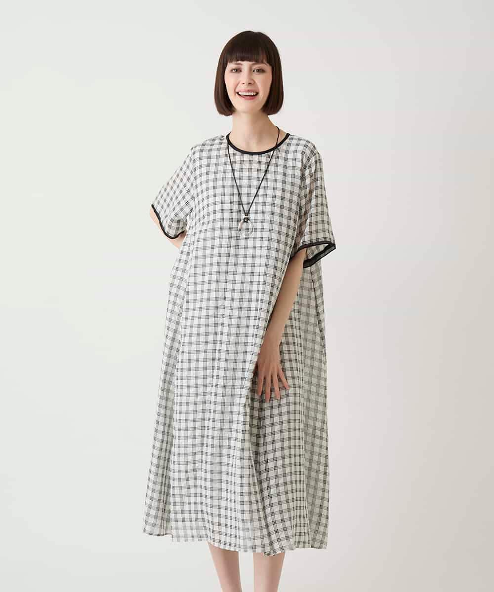 R6EIE11390 HIROKO BIS(小さいサイズ)(メゾン ドゥ サンク) 【小さいサイズ】サッカーチェック半袖ワンピース ホワイト