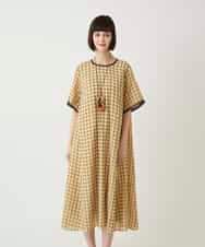 R6EIE11390 HIROKO BIS(小さいサイズ)(メゾン ドゥ サンク) 【小さいサイズ】サッカーチェック半袖ワンピース ホワイト